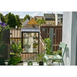 JULIANA URBAN BALCONY VÆGDRIVHUS 4 MM HÆRDET GLAS HELE BANER SORT 0,16 M²