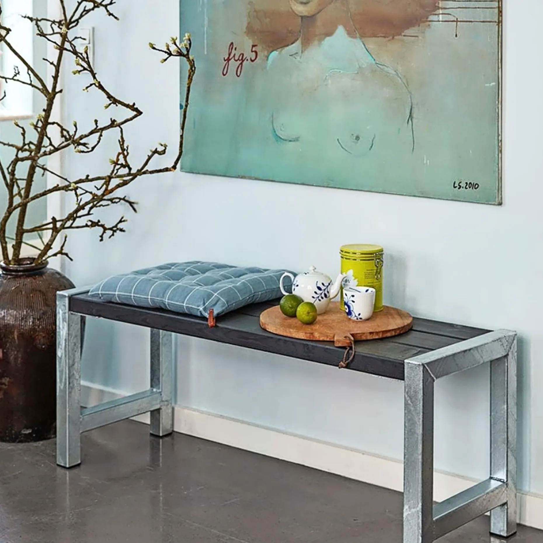 PLUS CAFE BÆNK SORT 127 CM