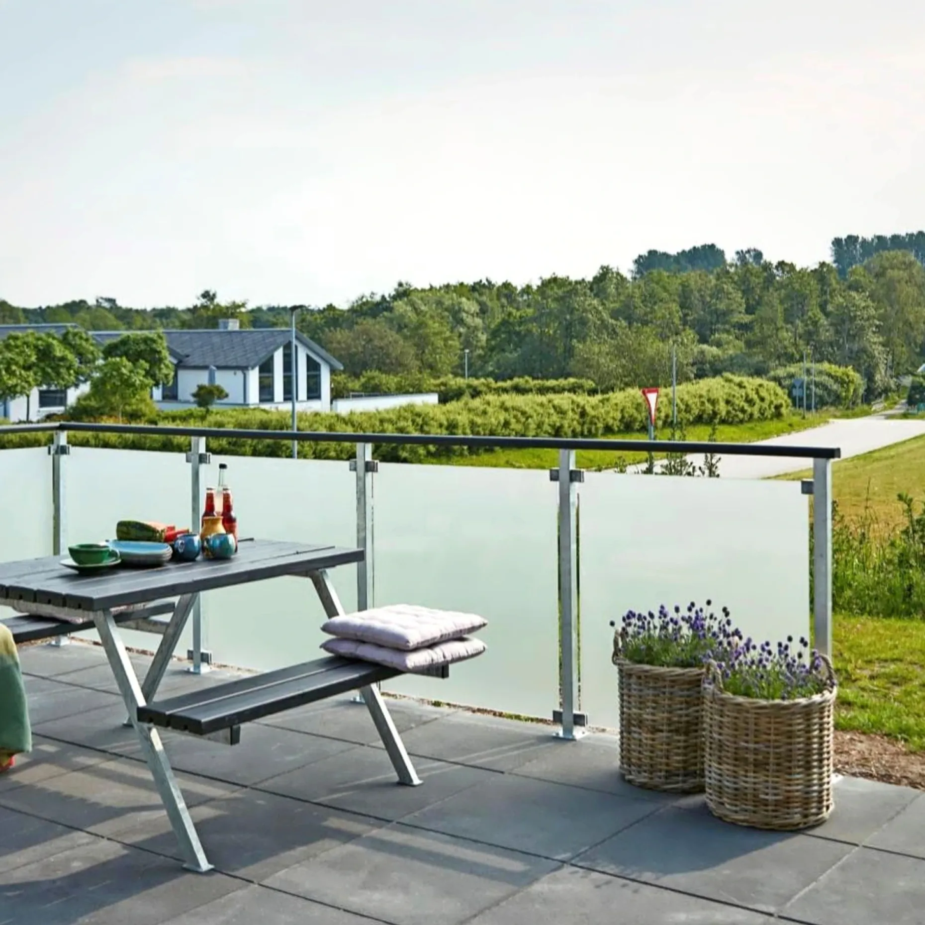 PLUS GELÆNDER HÅNDLISTE M/HØJRE SMIG