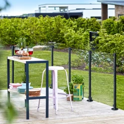 PLUS STOLPE VARMGALVANISERET OG PULVERLAKERET GRÅSORT 4.24 X 4.24 X 96 CM